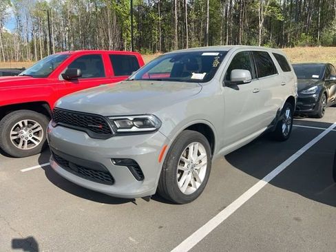 Used 2022 Dodge Durango GT image 2