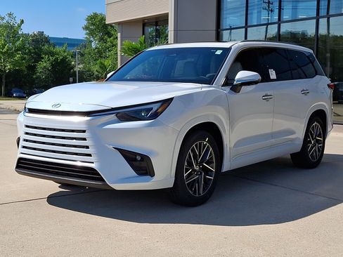 New 2026 Lexus TX 350 AWD image 2