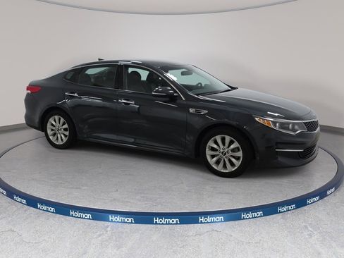 Used 2016 Kia Optima EX FWD image 4