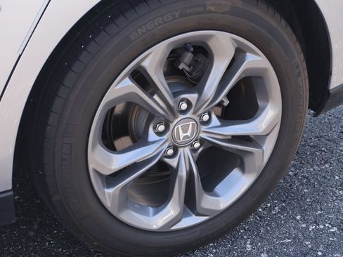 Used 2023 Honda Accord EX image 39