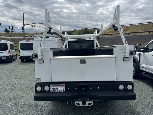 Used 2021 Ford F350 XLT w/ XLT Value Package AWD/4WD image 5