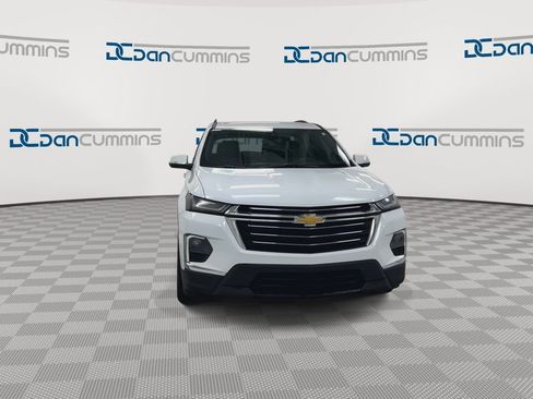 Used 2023 Chevrolet Traverse LT AWD/4WD image 3