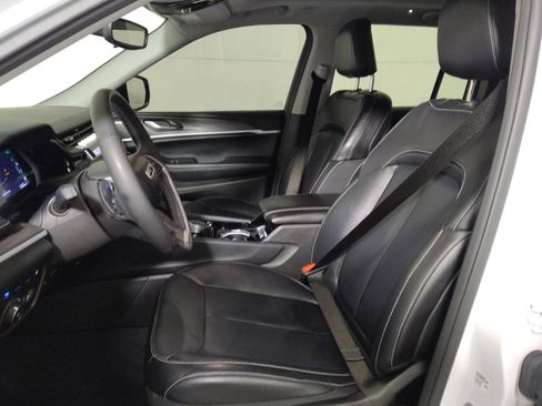 Used 2022 Jeep Grand Cherokee Limited 4xe image 17