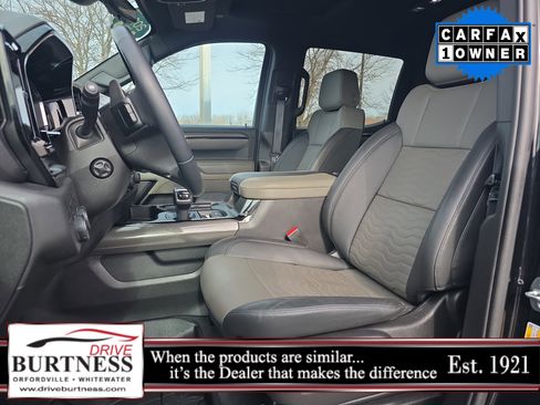 Used 2023 Chevrolet Silverado 1500 ZR2 w/ Technology Package image 7