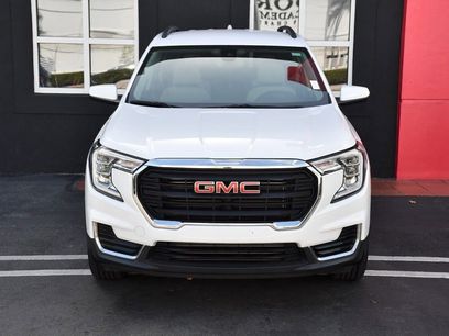Used 2023 GMC Terrain SLE w/ Driver Convenience Package