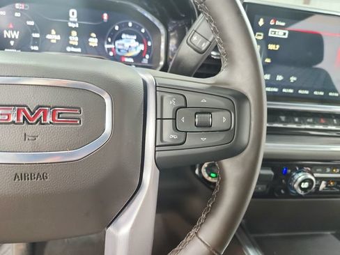 Used 2025 GMC Sierra 2500 SLT w/ SLT Convenience Package AWD/4WD image 25