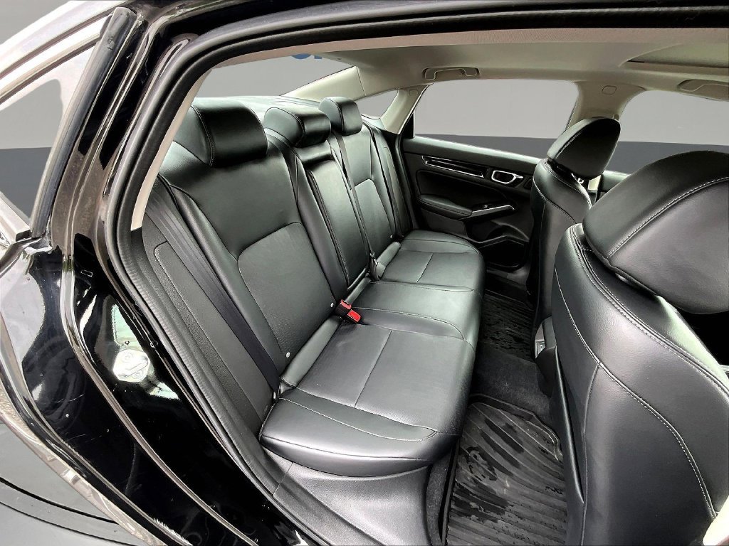 Used 2022 Honda Civic Touring image 28