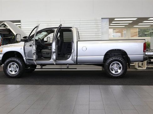Used 2006 Dodge Ram 3500 Truck SLT w/ Quad Cab Big Horn Value Group AWD/4WD image 9