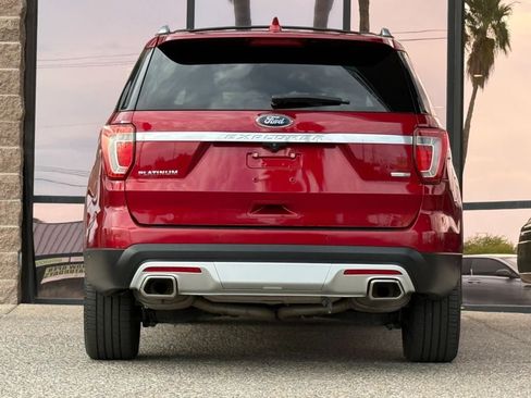 Used 2017 Ford Explorer Platinum AWD/4WD image 10