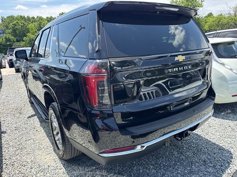 Used 2025 Chevrolet Tahoe LT AWD/4WD image 4