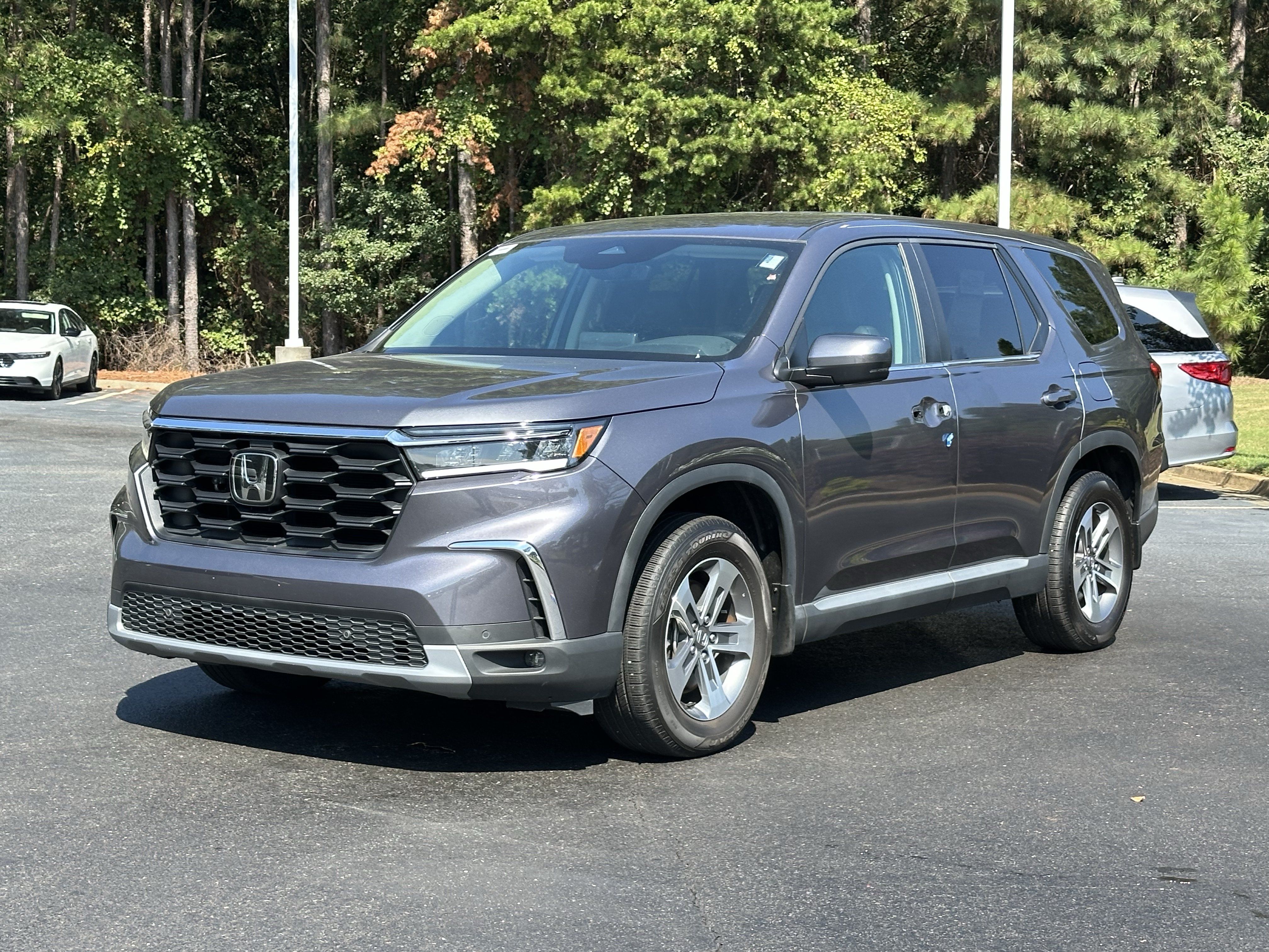 Used 2025 Honda Pilot EX-L image 5