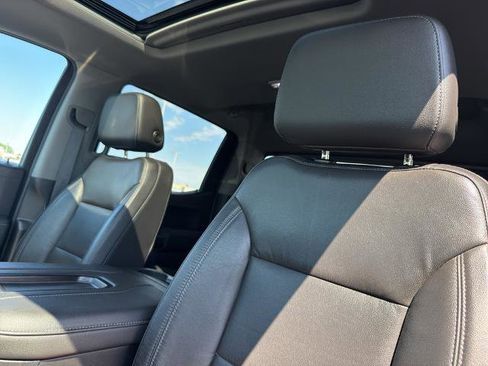 Certified 2020 Chevrolet Silverado 1500 LT Trail Boss w/ Midnight Edition AWD/4WD image 29