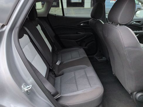Certified 2024 Chevrolet Trax LS w/ LS Convenience Package FWD image 26