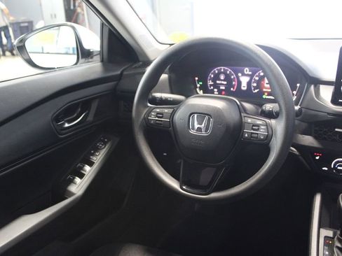 Used 2023 Honda Accord EX image 23