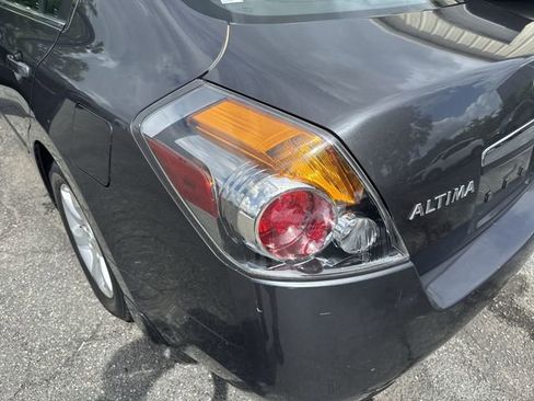 Used 2009 Nissan Altima 2.5 SL w/ SL Pkg FWD image 32