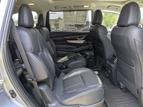 Used 2022 Subaru Ascent Touring AWD/4WD image 39