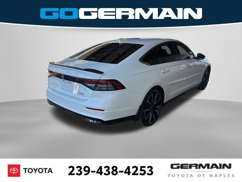 Used 2024 Honda Accord Touring image 8