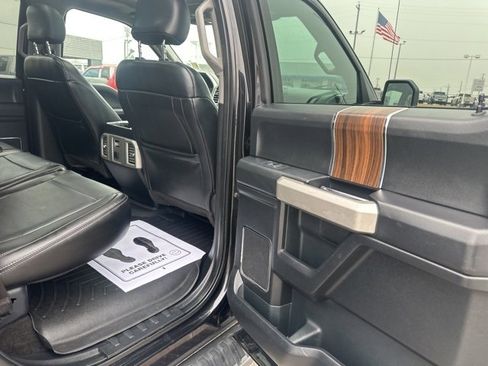 Used 2015 Ford F150 Lariat w/ Equipment Group 501A Mid image 16