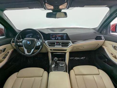 Used 2020 BMW 330i Sedan w/ Premium Package RWD image 26