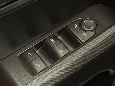 Used 2024 Chevrolet Colorado LT w/ LT Convenience Package AWD/4WD image 17