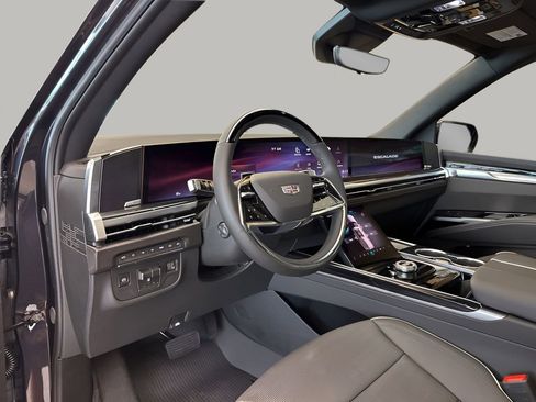 New 2026 Cadillac Escalade Sport w/ Touring Package AWD/4WD image 28