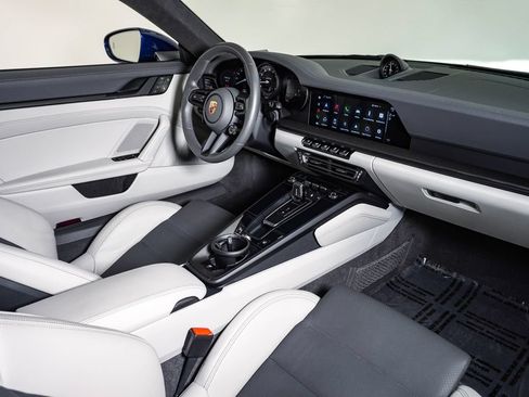 Certified 2024 Porsche 911 Carrera GTS RWD image 15