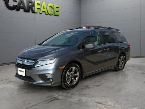Used 2018 Honda Odyssey Touring image 5