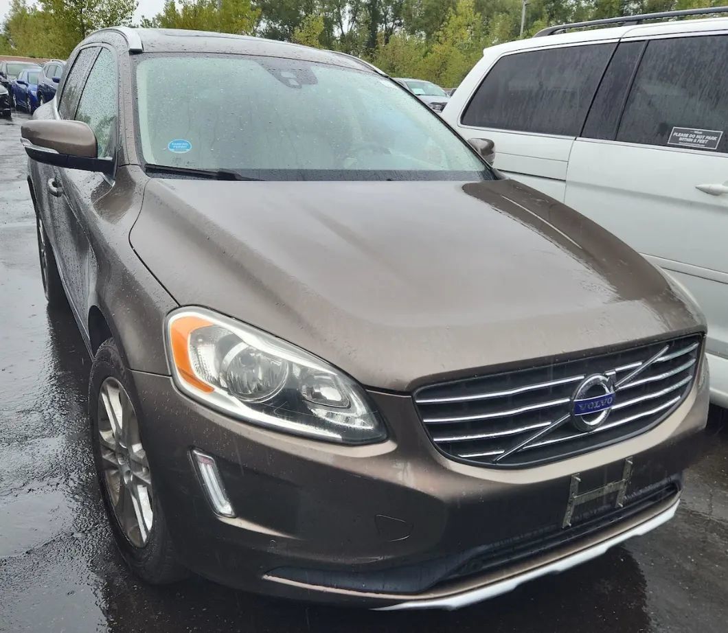 Used 2015 Volvo XC60 T5 AWD/4WD image 1