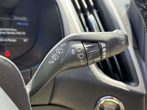 Used 2023 Ford Edge SEL AWD/4WD image 12