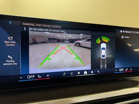 Used 2024 BMW i4 eDrive35 w/ Convenience Package RWD image 16