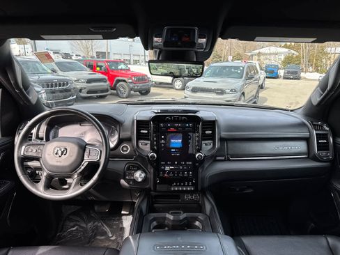 Used 2023 RAM 1500 Limited image 32