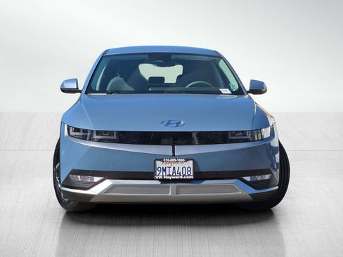 Used 2024 Hyundai Ioniq 5 SEL image 2