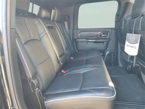 Certified 2022 RAM 2500 Limited image 36