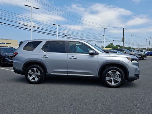 Certified 2025 Honda Pilot EX-L image 8