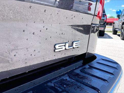 Used 2014 GMC Sierra 1500 SLE w/ SLE Value Package AWD/4WD image 8