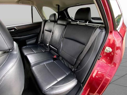 Used 2019 Subaru Outback 2.5i Limited AWD/4WD image 20