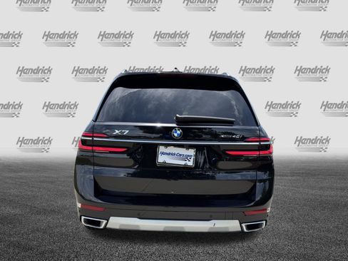 Used 2026 BMW X7 xDrive40i w/ Executive Package AWD/4WD image 9