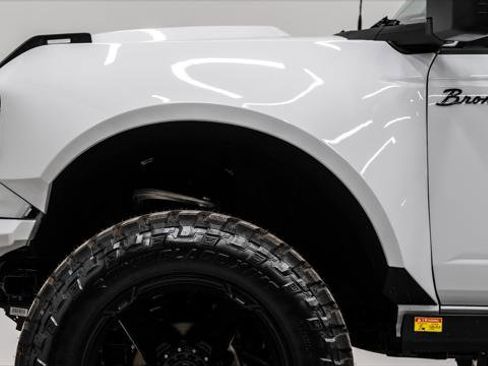 Used 2024 Ford Bronco Black Diamond image 14