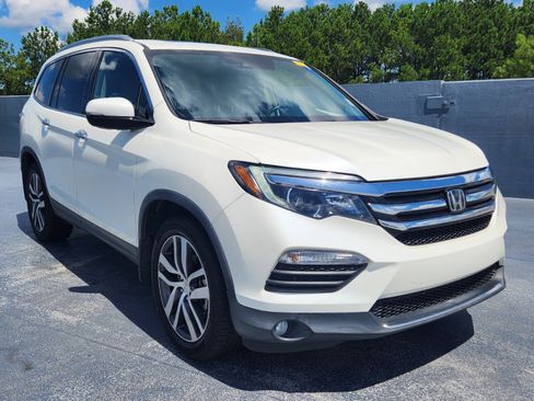 Used 2016 Honda Pilot Elite image 7