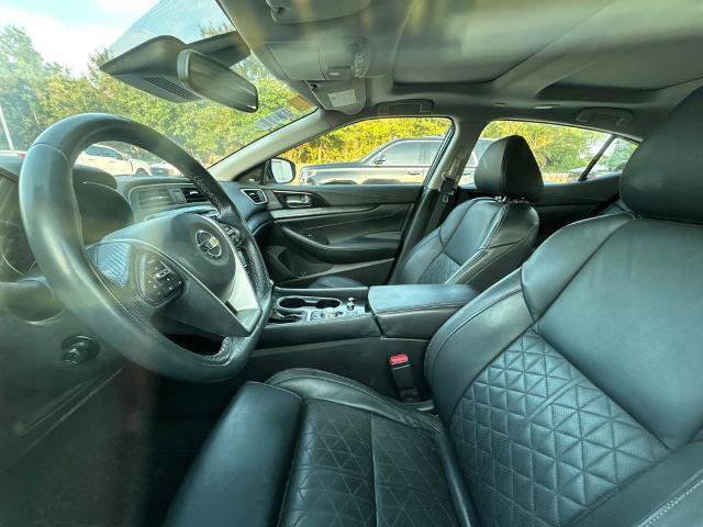 Used 2020 Nissan Maxima Platinum w/ Sport Mat Group FWD image 2
