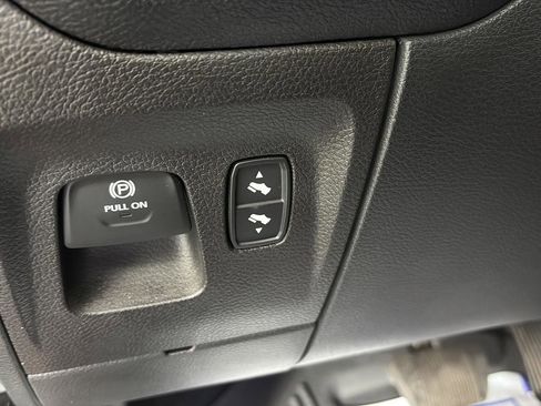 Used 2022 RAM 1500 Lone Star AWD/4WD image 31