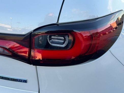New 2025 MAZDA CX-90 Plug-In Hybrid w/ Preferred image 13