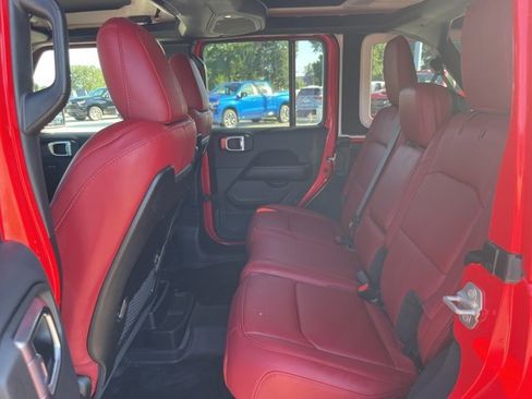 Used 2024 Jeep Wrangler Unlimited Rubicon 392 image 32