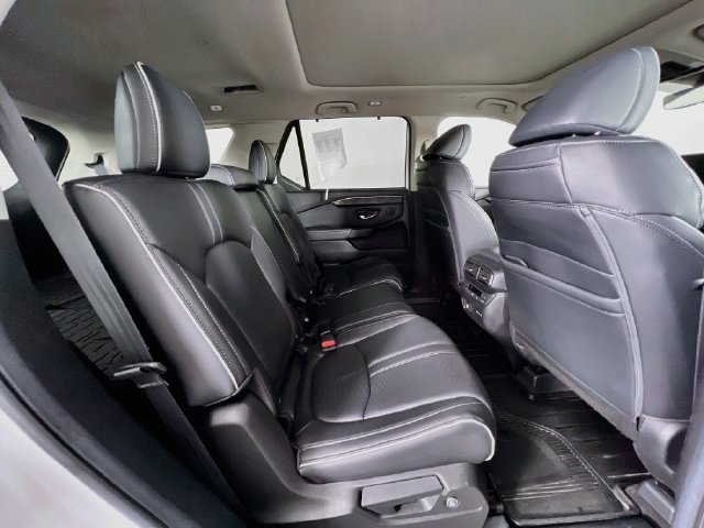 Used 2024 Honda Pilot Elite image 29