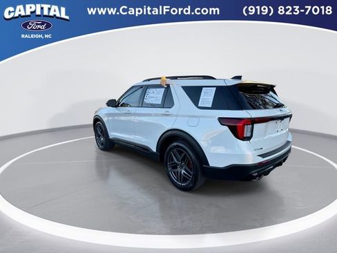 Certified 2025 Ford Explorer ST image 6