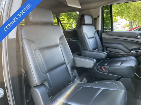 Used 2019 Chevrolet Suburban LT AWD/4WD image 15