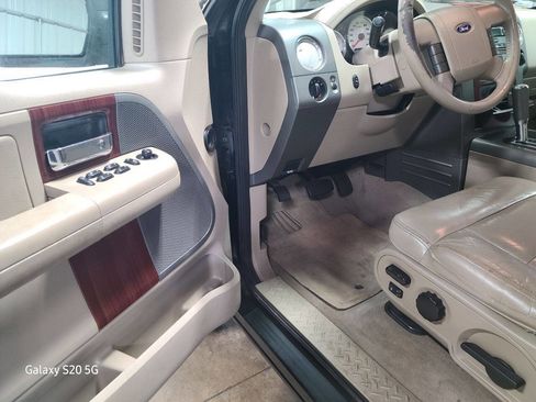 Used 2005 Ford F150 Lariat image 20