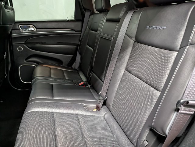 Used 2021 Jeep Grand Cherokee Summit AWD/4WD image 13