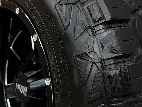 Used 2015 Jeep Wrangler Unlimited Sport w/ Quick Order Package 24S AWD/4WD image 46