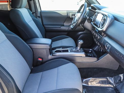 Certified 2023 Toyota Tacoma TRD Off-Road w/ Black Out Package (TMS) image 17